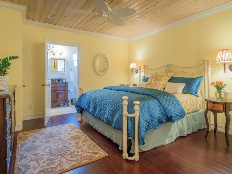 Seaglass Inn Bed And Breakfast Melbourne Beach Dış mekan fotoğraf