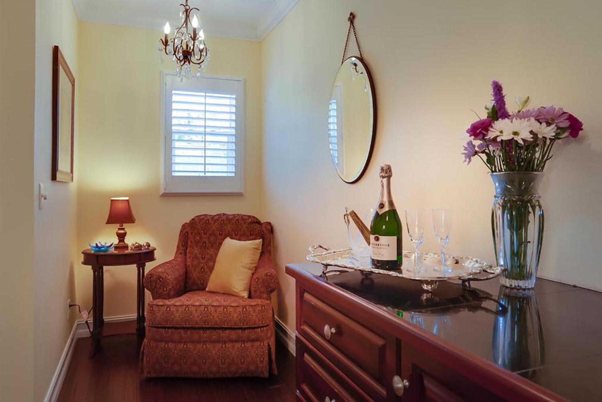 Seaglass Inn Bed And Breakfast Melbourne Beach Oda fotoğraf
